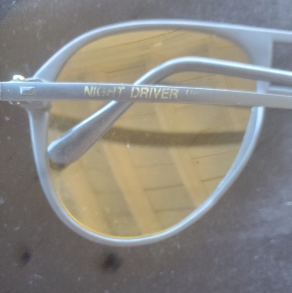 Vintage Night Driver Sunglasses. - Picture 13 of 16